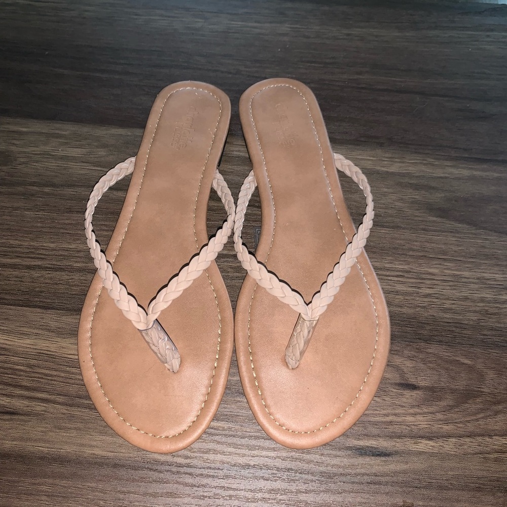 Simple neutral flip flops!